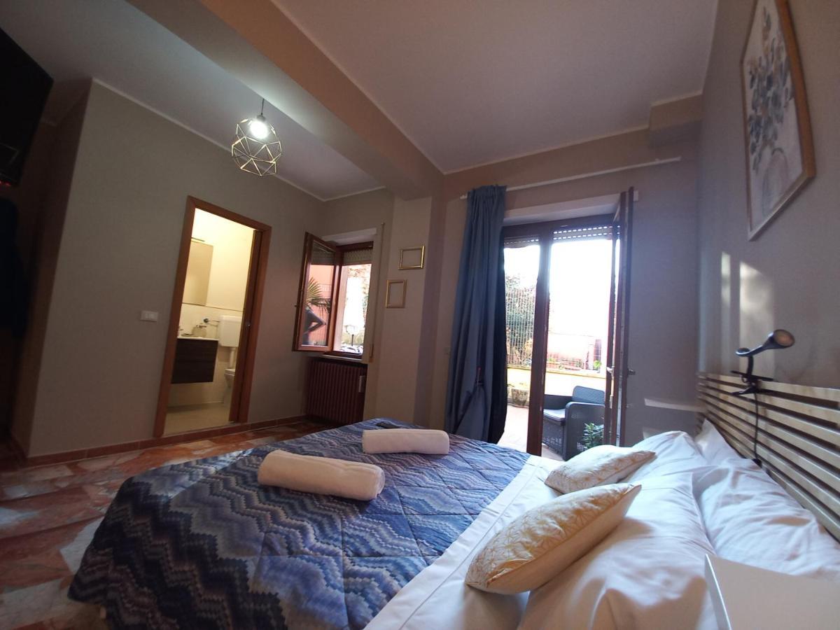B&B Del Viale Л'Акуила Экстерьер фото